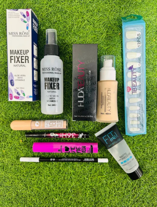 8 IN ONE - Makeup Deal