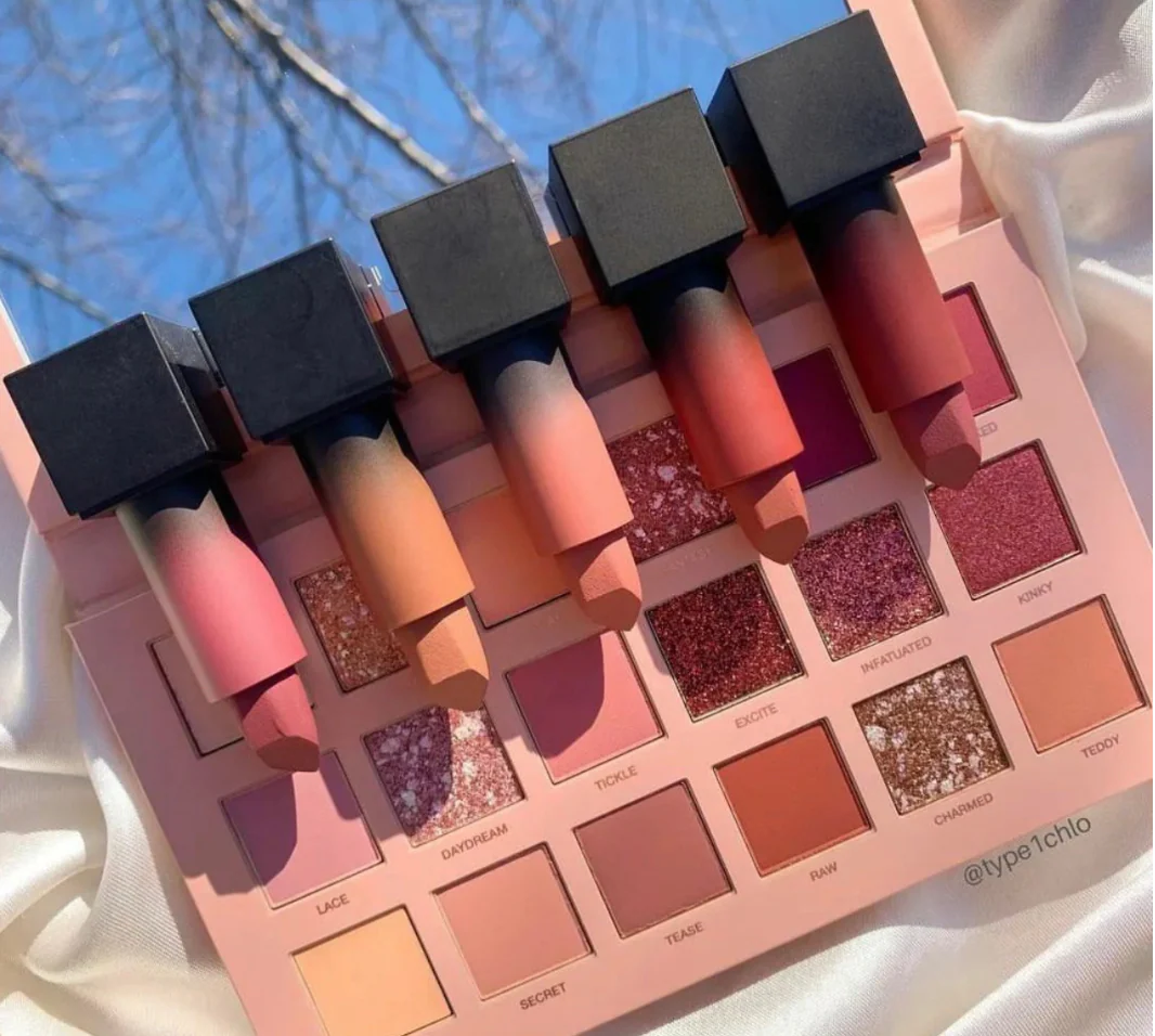 Huda Nude Eyeshadow kit & 6 Lipsticks